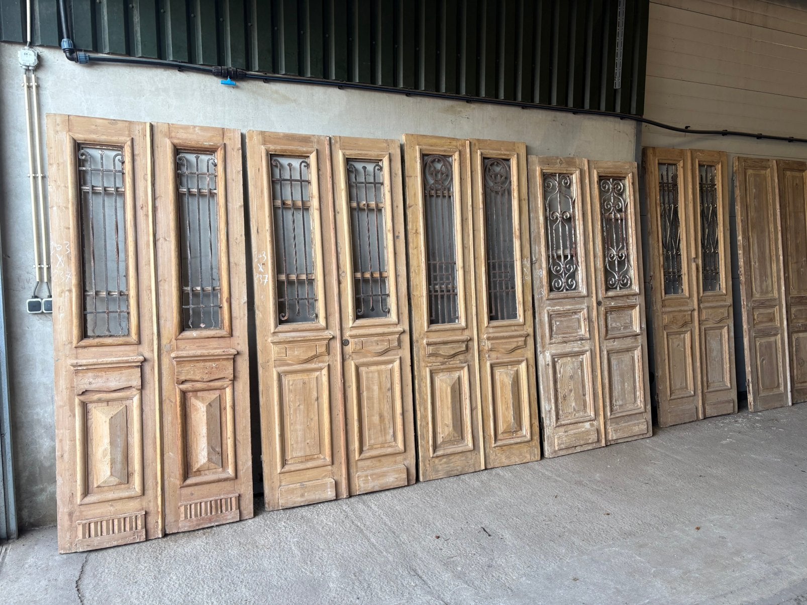 Oude deuren met raamroosters uit Egypte, Ophalen, Gebruikt, Hout, T