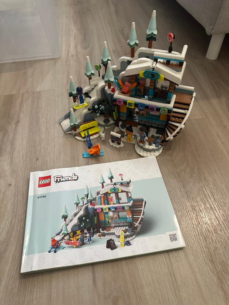 Lego Friends 41756 vakantie skipiste en café, Kinderen en Baby's, Speelgoed | Duplo en Lego, Lego, Friends, Ophalen of Verzenden