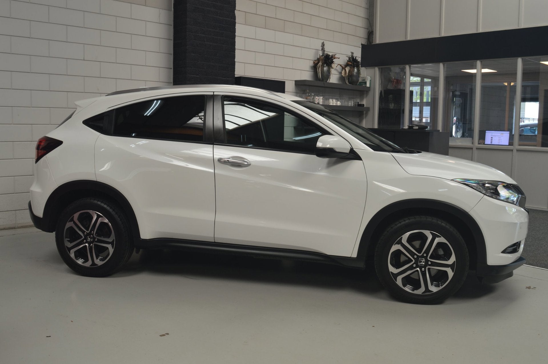 Honda HR-V 1.5 i-VTEC Executive // CLIMA // STOELVERWARMING, Stof, Automatische klimaatregeling, Wit, Origineel Nederlands