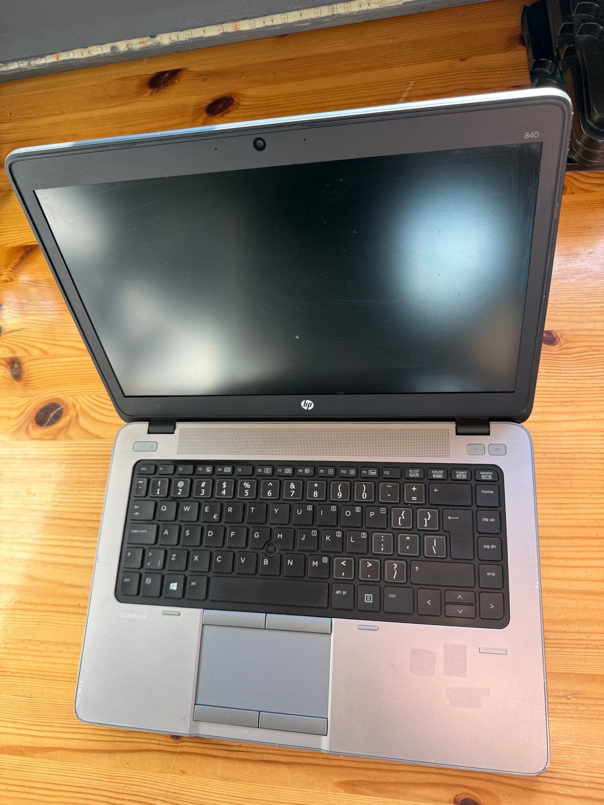 HP EliteBook 840 G1 - 15 inch laptop met oplader, Computers en Software, Gebruikt, 8 GB, Ophalen of Verzenden, SSD