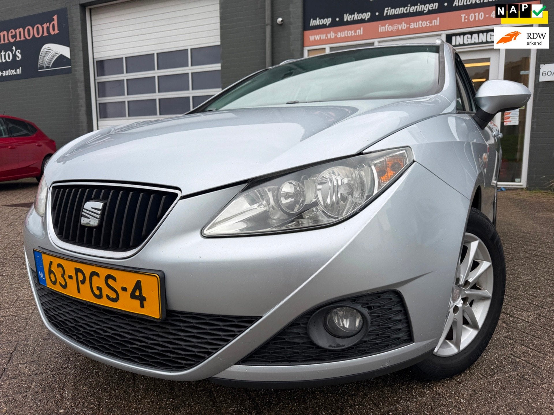 Seat Ibiza ST 1.4 Style met trekhaak met bluetooth en cruise, Auto's, Voorwielaandrijving, Euro 5, Zwart, 4 cilinders