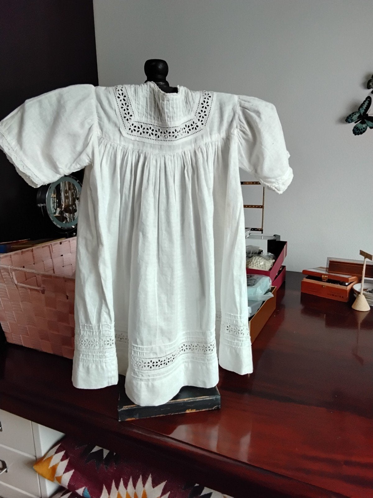 mooi kinderjurkje met kleerhanger, Ophalen of Verzenden