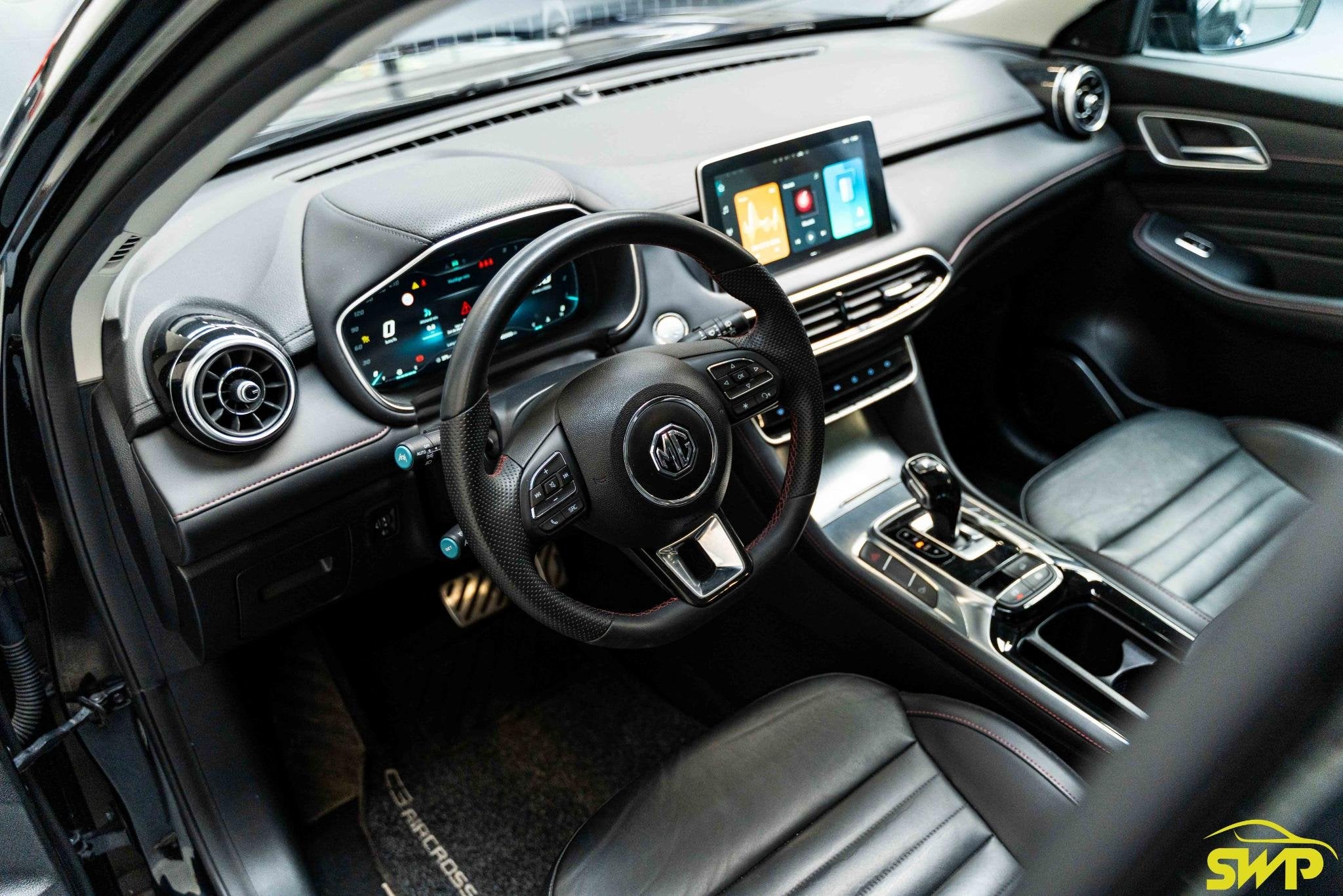 MG EHS 1.5 Luxury MHEV | Pano | 360 cam | ACC | Full option, Auto's, Stof, Gebruikt, Euro 6, 4 cilinders