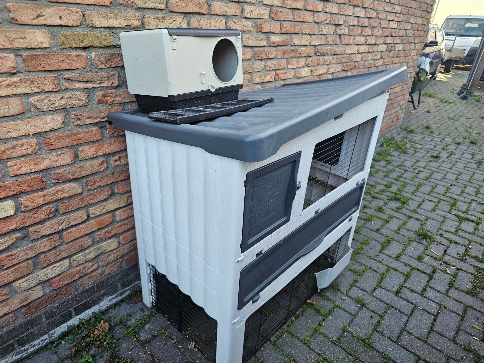 kippen of konijnenhok kunststof, Ophalen, 110 cm of meer, Zo goed als nieuw, 90 cm of meer