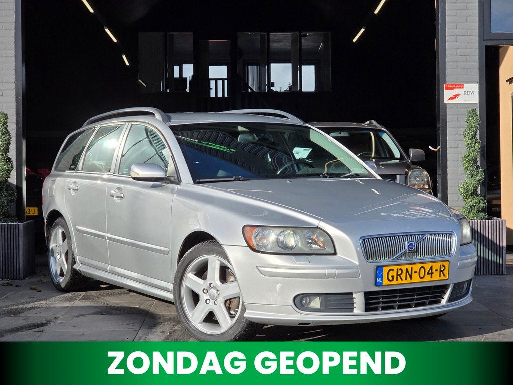 Volvo V50 2.5 T5 Summum|Trekhaak|Cruise|Airco|Stoelverwarmin, Voorwielaandrijving, Stof, Gebruikt, 2521 cc