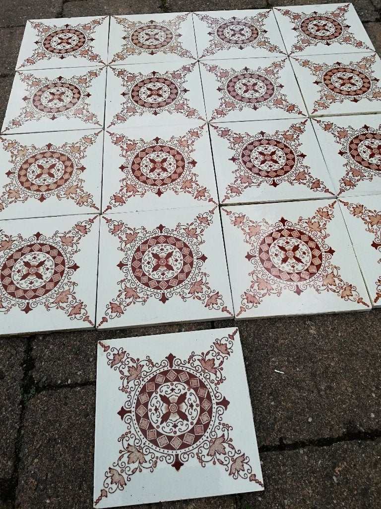 150 antieke tegels wit met bruine afbeelding 15x15cm, Ophalen