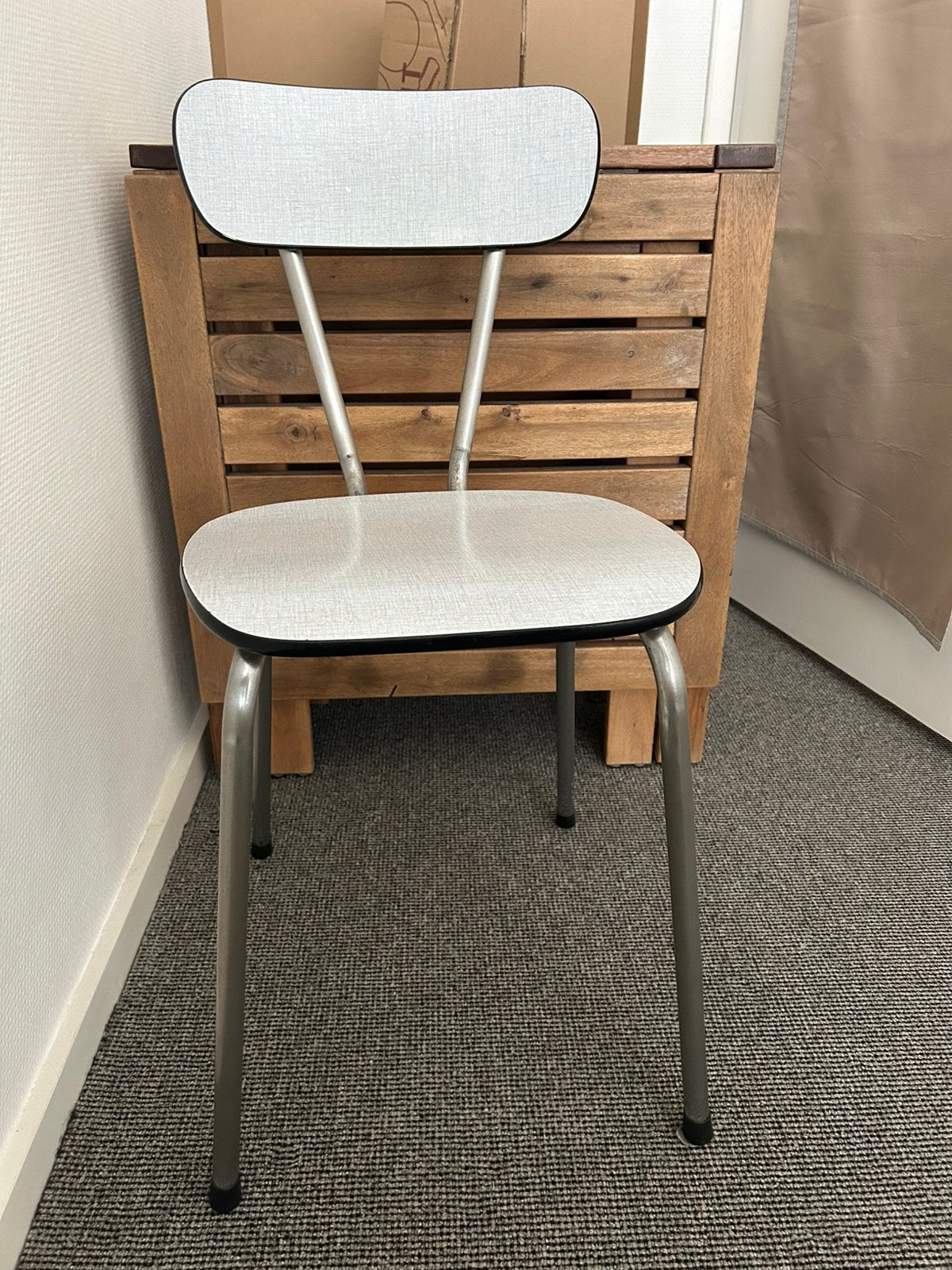 Vintage formica stoel, Ophalen, Zo goed als nieuw, Eén
