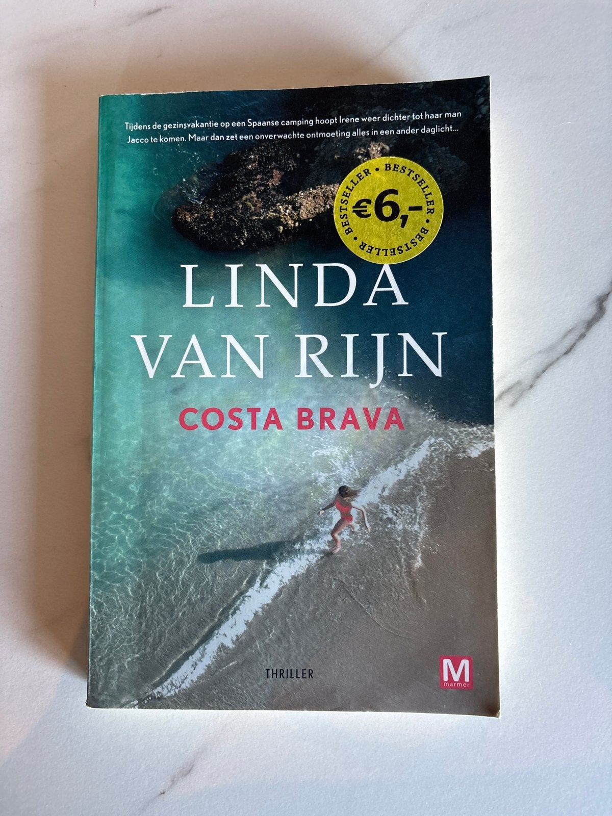 Linda van Rijn - Costa Brava (Thriller), Boeken, Ophalen of Verzenden, Gelezen, Nederland