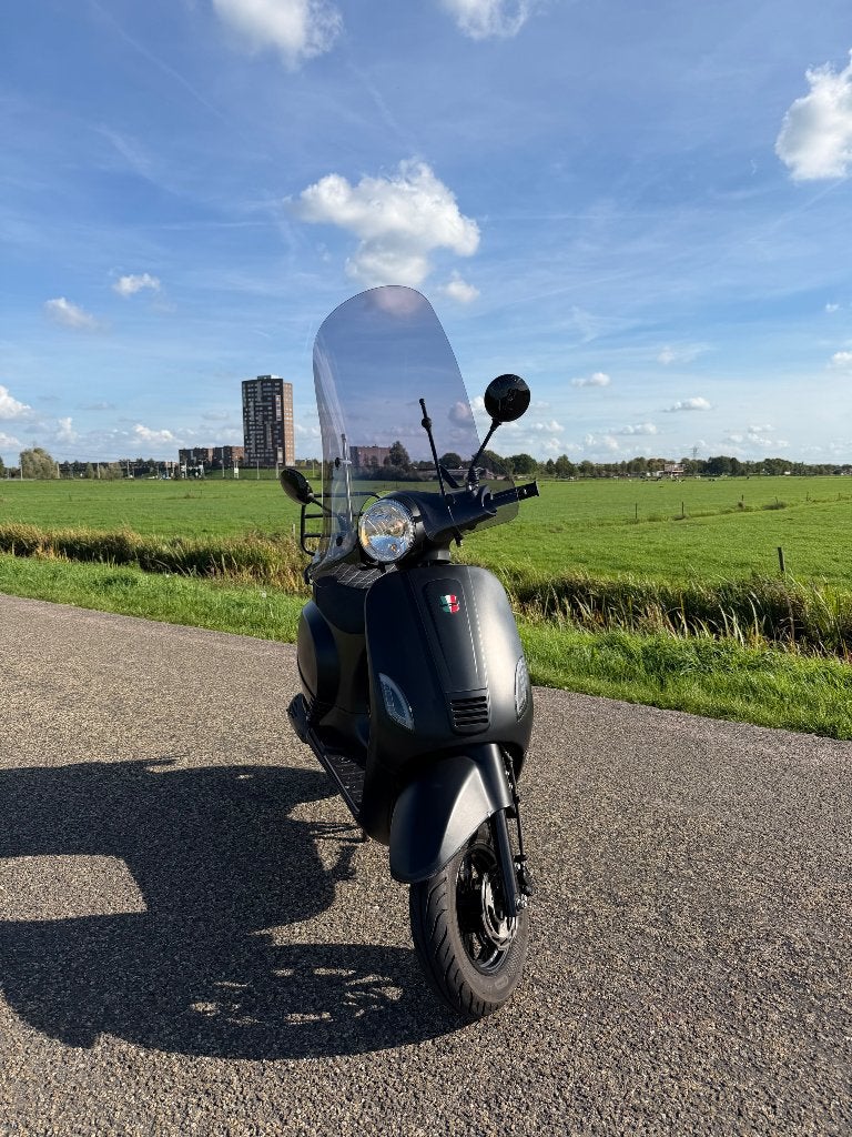 Foto 2 van GTS Scooter / GTS Toscana Dynamic 2022