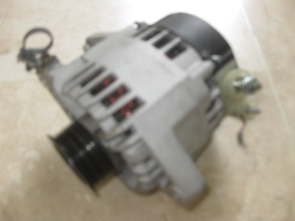 byna nieuwe dynamo , toyota aygo, citroen c1 ,peugeot 107, Ophalen of Verzenden, Nieuw, Citroën