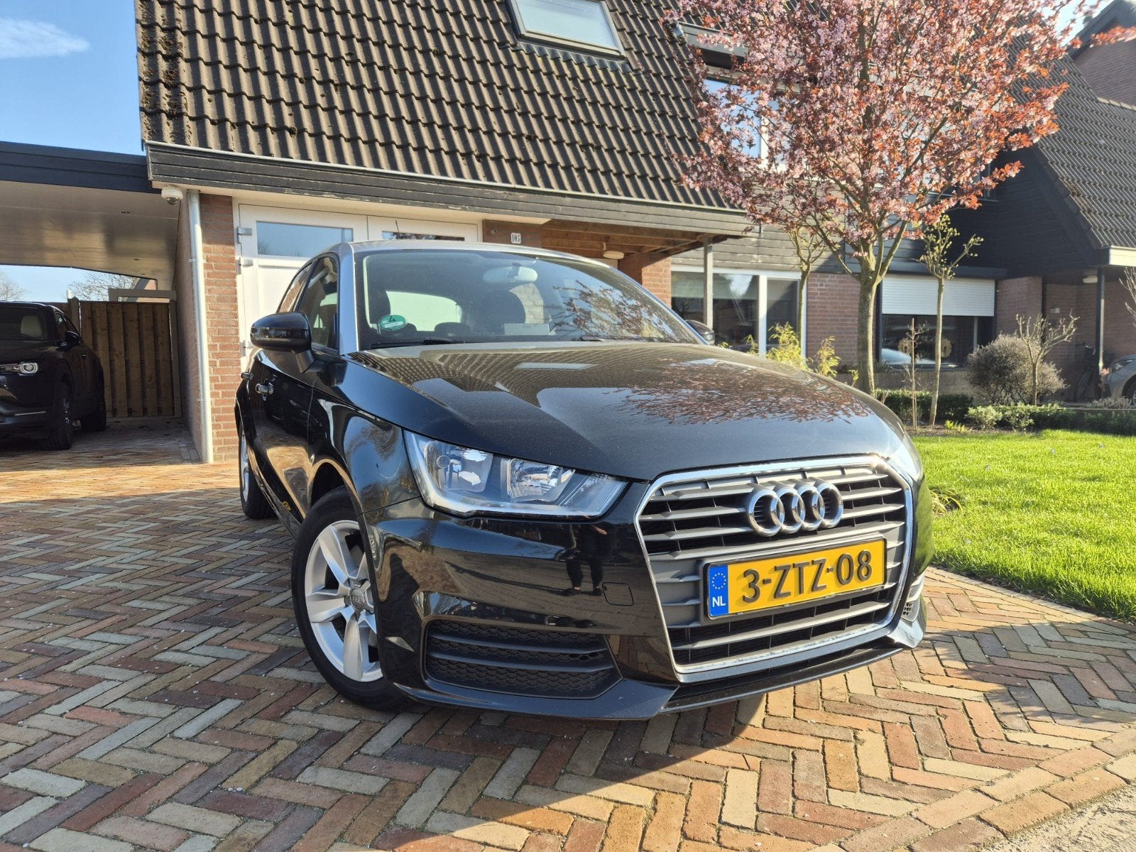 Audi A1 1.4TFSI 145pk 5DRS 2015 Zwart, Auto's, Audi, Voorwielaandrijving, 145 pk, Stof, A1
