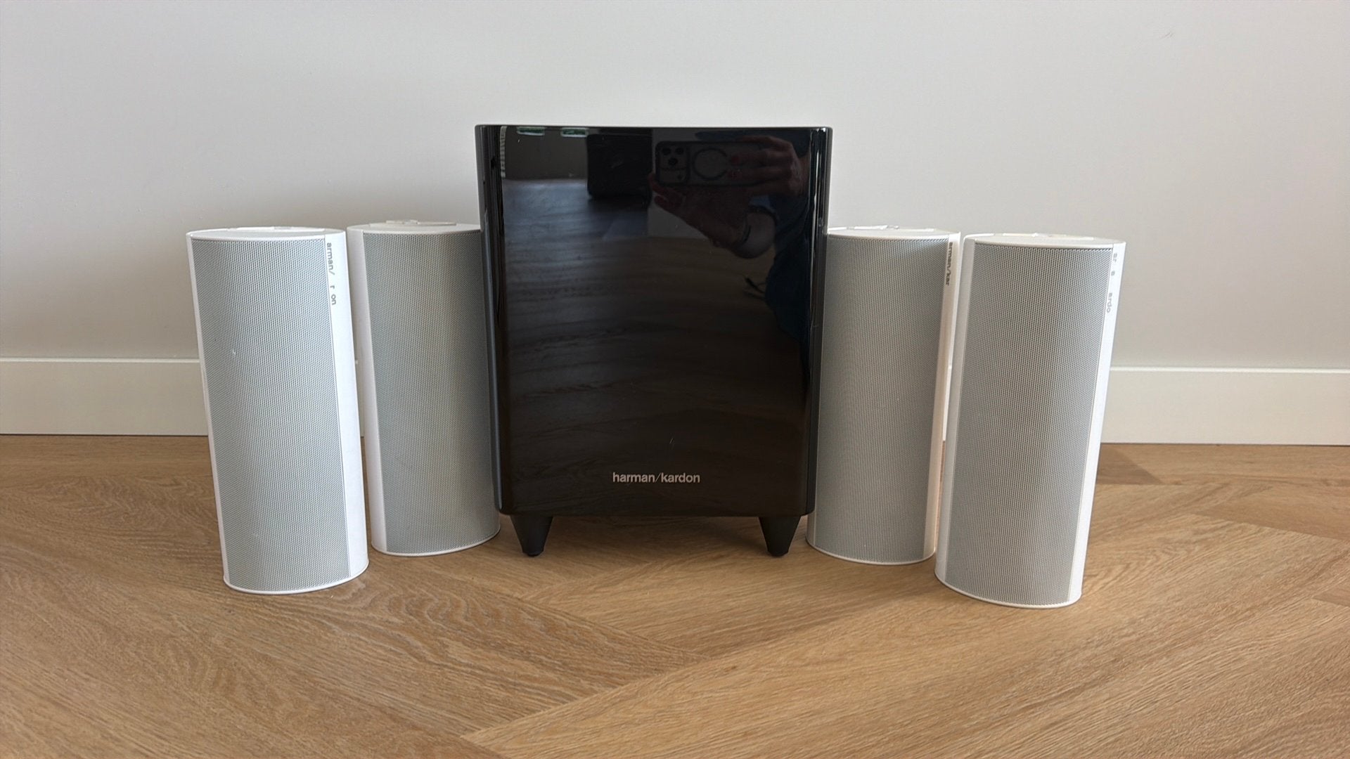 Harman Kardon Surround Speakers - Set van 4 + subwoofer, Ophalen, Gebruikt, Surroundset, Geschikt voor surround/home cinema