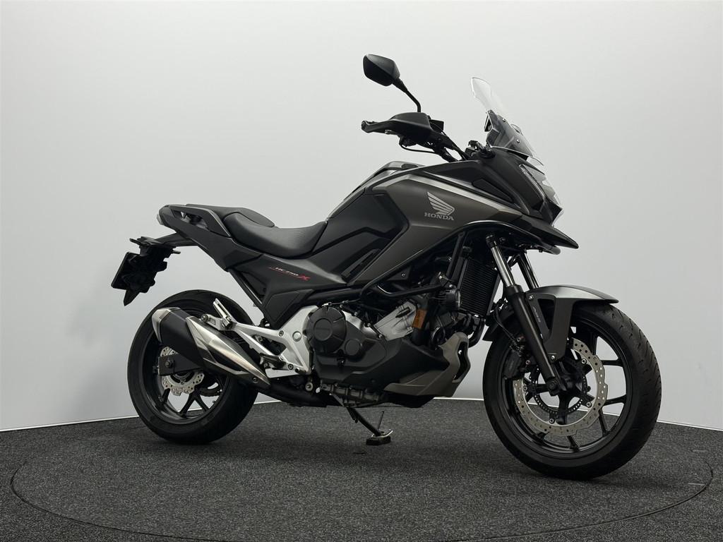 Honda NC 750 X, Motoren, 745 cc, Bedrijf, Meer dan 35 kW, Toermotor