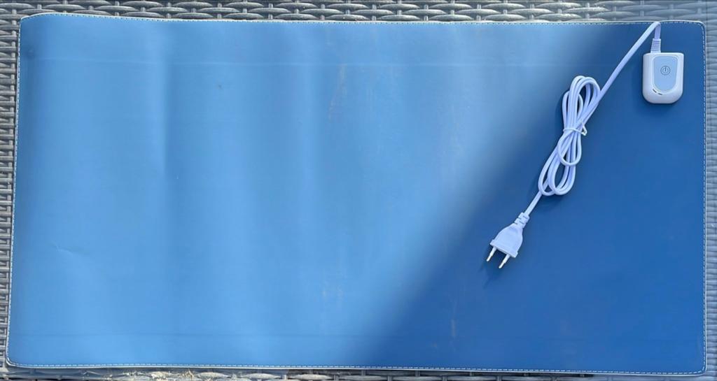 Elektrisch verwarmde onderlegger voor op je bureau, Diversen, Bureau-accessoires, Eu, Eu, Nieuw, Ophalen of Verzenden