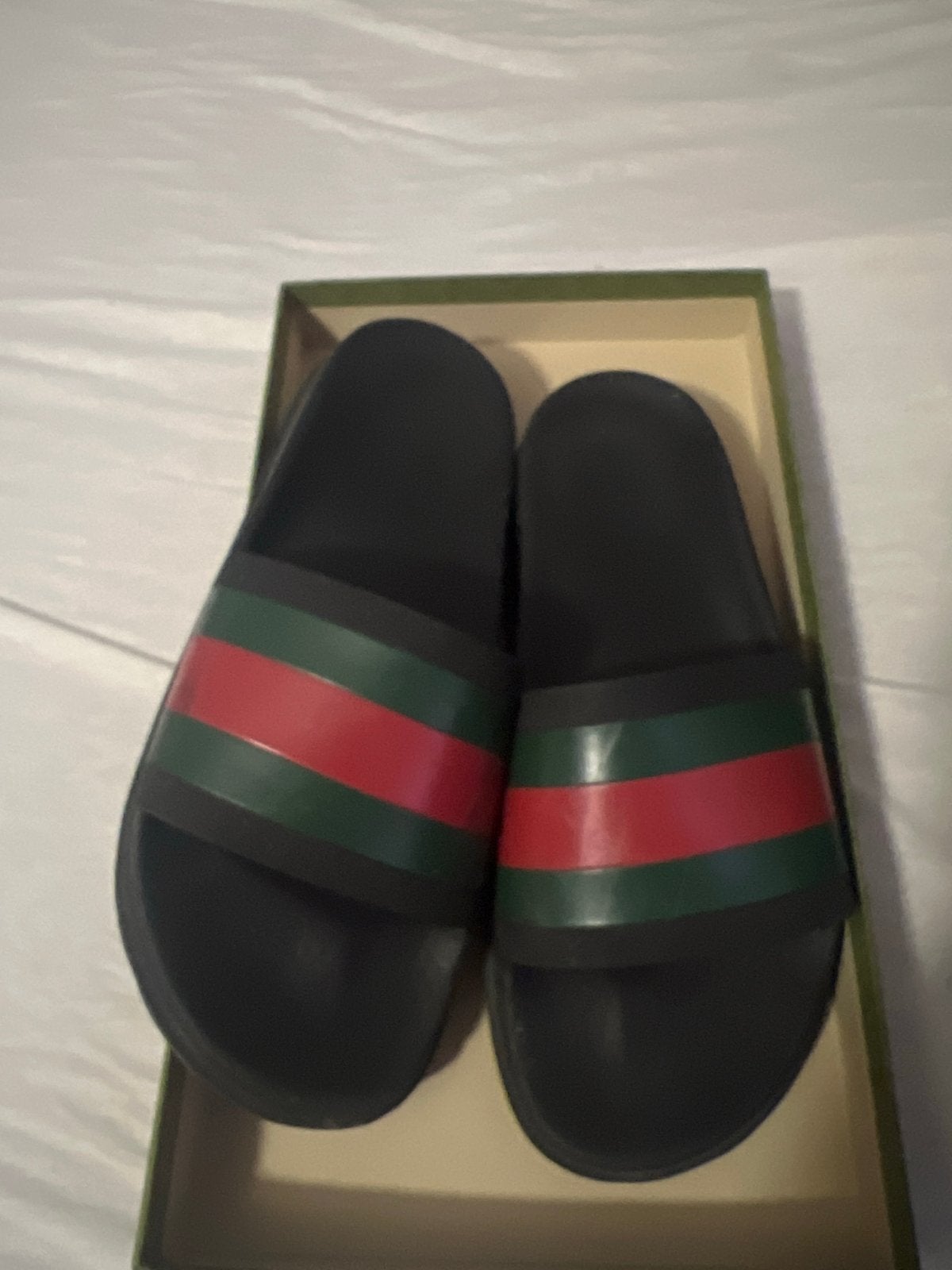 Gucci Slides met Webstrip, Ophalen of Verzenden, Zo goed als nieuw, Zwart, Slippers