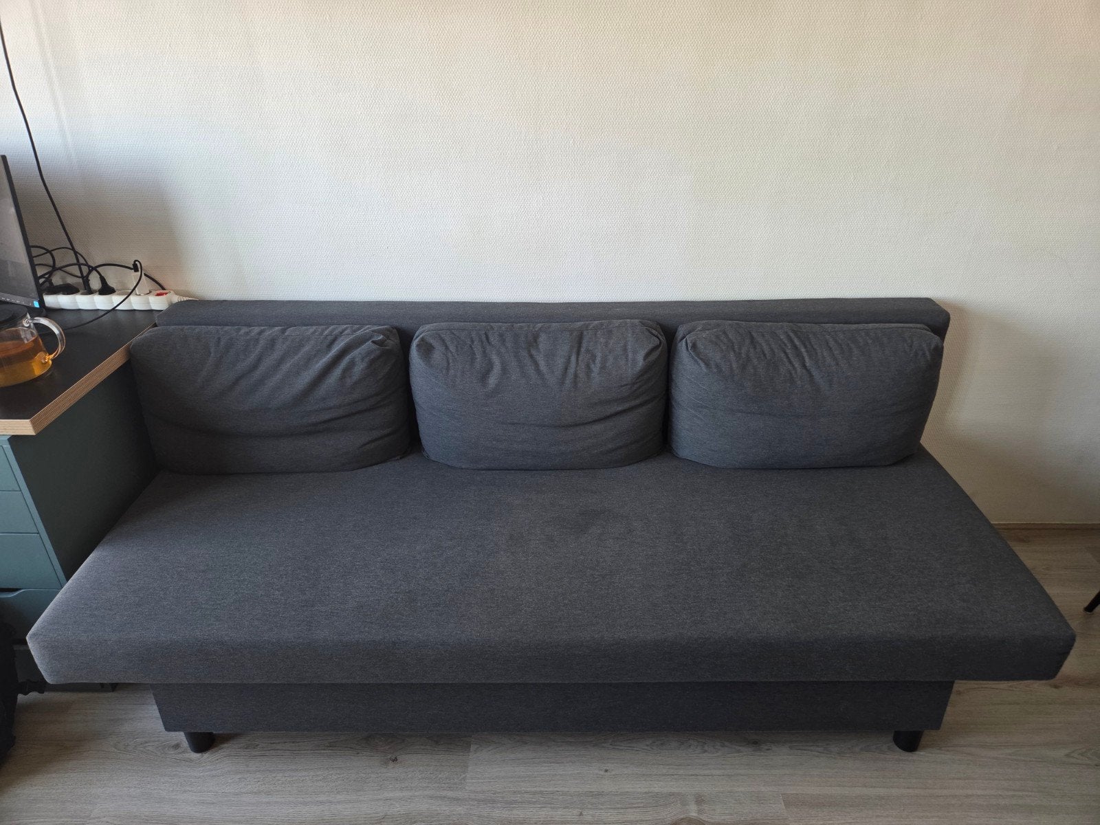 IKEA Älvdalen 3-seat sofa-bed, dark grey (Knisa fabric), Ophalen, Tweepersoons, 140 cm, Zo goed als nieuw