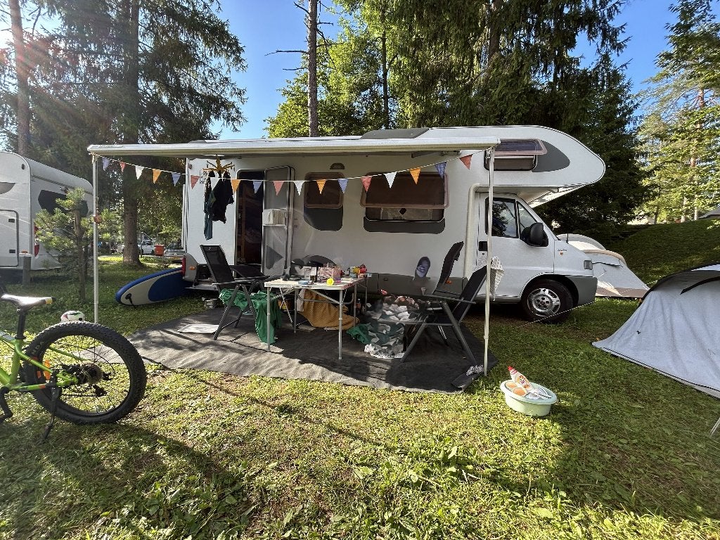 Knaus Sun Traveller (2001) | 7 pers gezinscamper | 185.179km, Alkoof, Ringverwarming, Fiat, Particulier