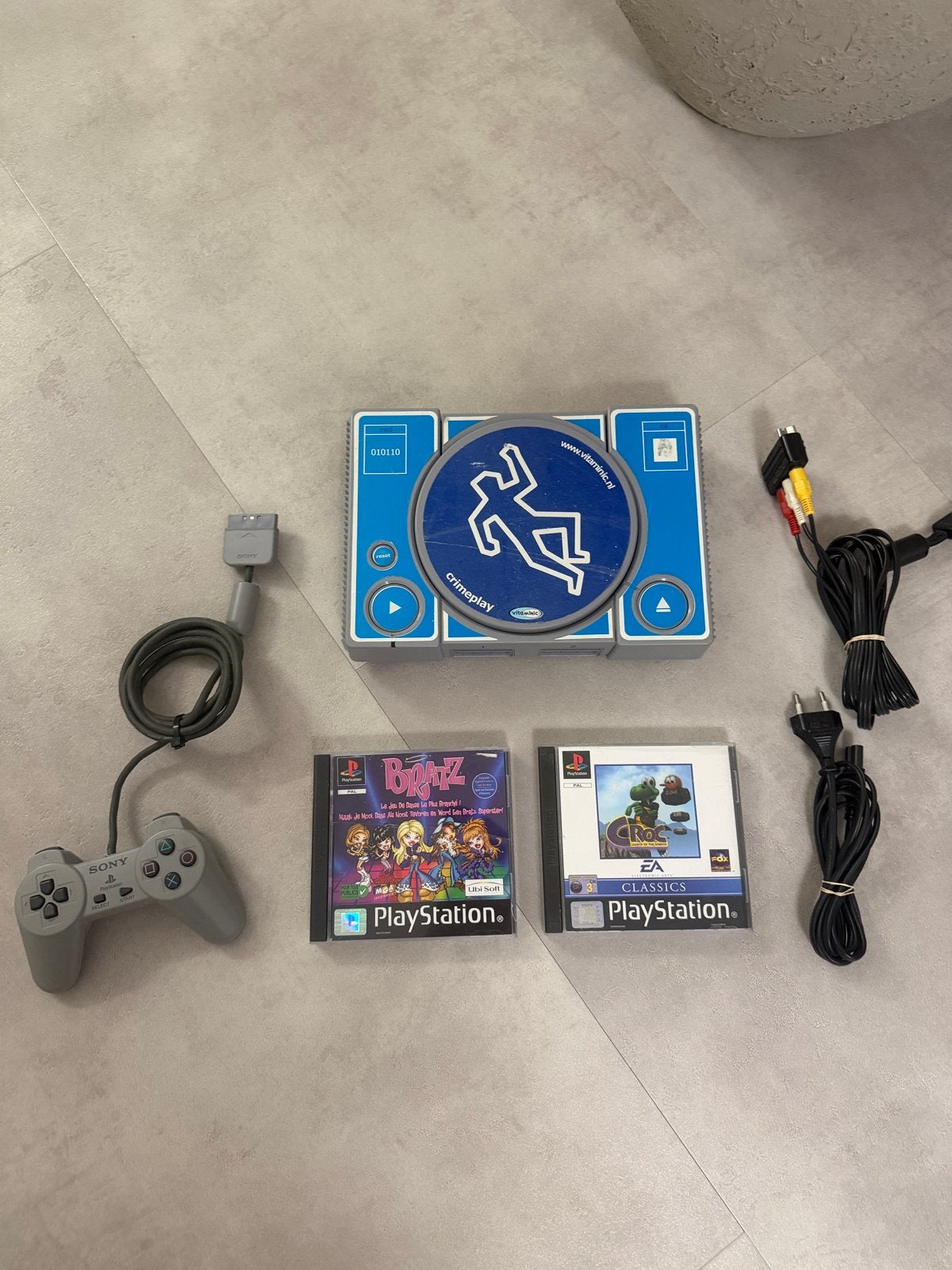 Sony PlayStation 1 met toebehoren, Ophalen of Verzenden, Gebruikt, Met 2 controllers, Met games