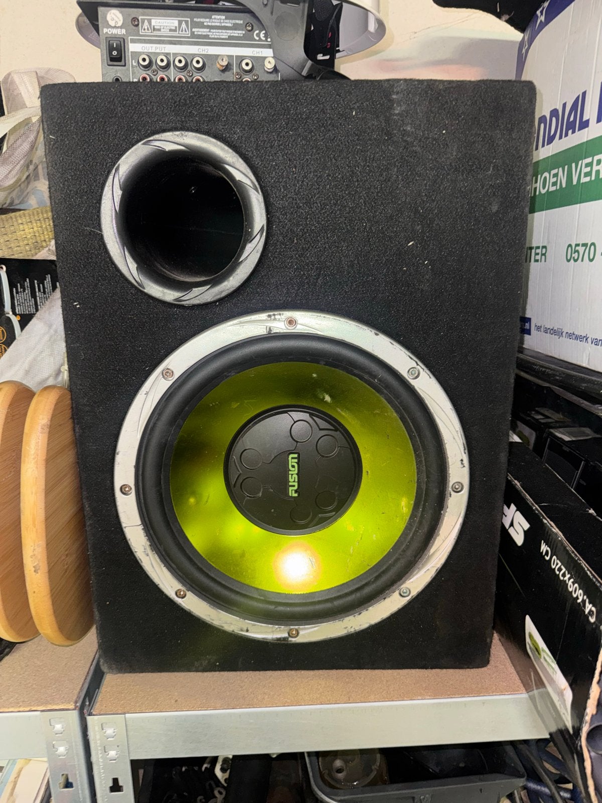 Fusion kofferbak subwoofer, Gebruikt, Subwoofer, Basreflex, Ophalen