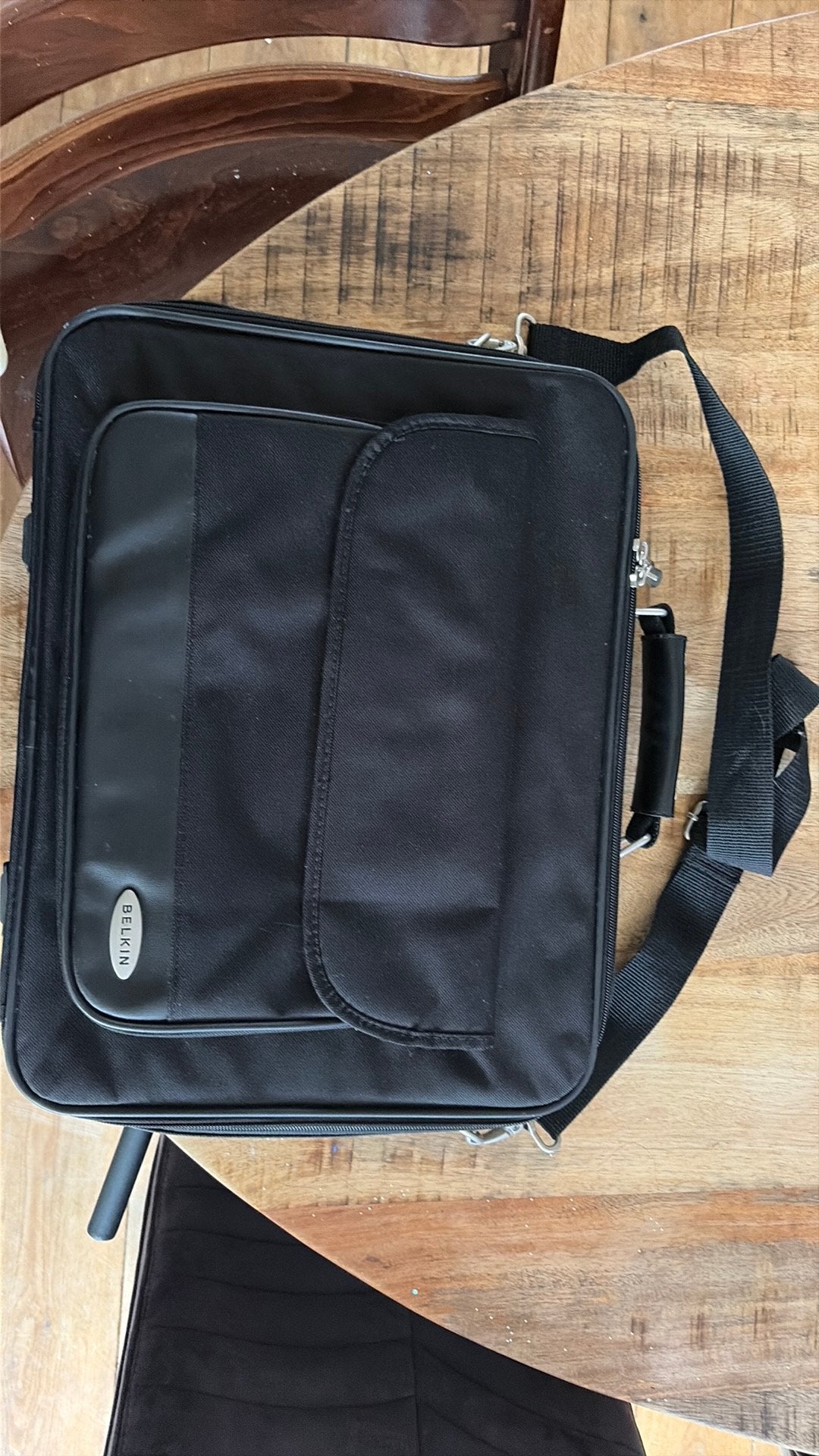 Belkin laptop tas, Ophalen, Zo goed als nieuw, Zwart, Schoudertas
