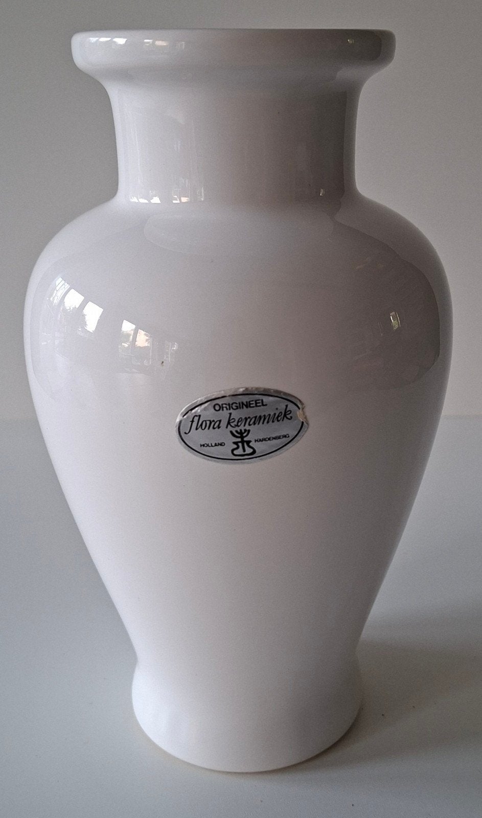 Flora keramiek. Mooie vaas. Vintage., Ophalen of Verzenden
