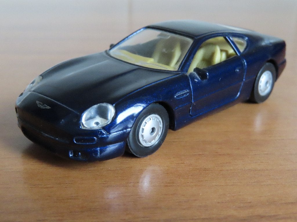 Schaalmodel Aston Martin DB7 1:43 Maisto, Ophalen of Verzenden, Zo goed als nieuw, Auto, Overige merken