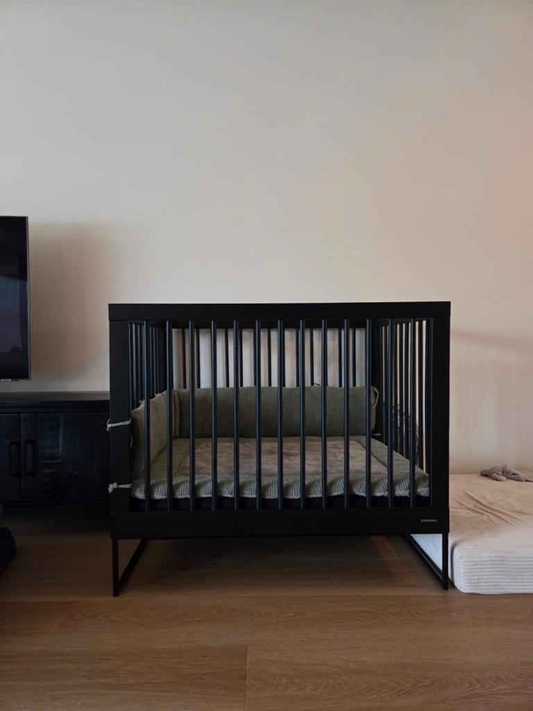 Kidsmill modulair zwarte box met toebehoren, Kinderen en Baby's, Kinderkamer | Complete kinderkamers, Ophalen, Gebruikt, Jongetje of Meisje