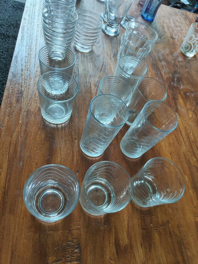 Set van diverse glazen, Ophalen, Meerkleurig, Overige merken, Glas