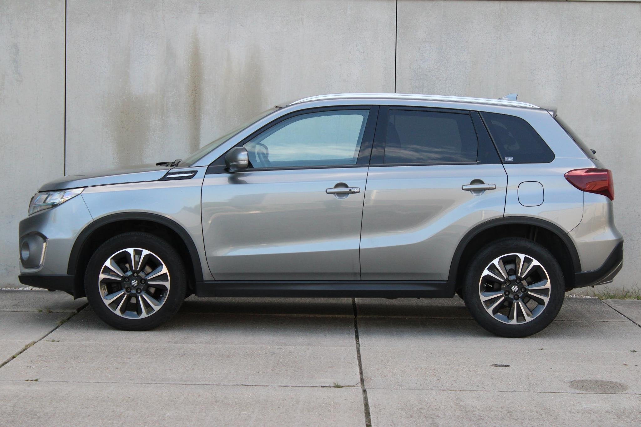 Suzuki Vitara 1.4 Boosterjet Style Smart Hybrid / NAVI / ADA, Gebruikt, 4 cilinders, Origineel Nederlands, Bedrijf