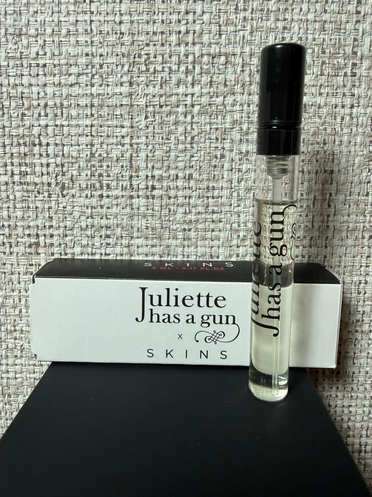 Juliette has a gun x Skins, Ophalen of Verzenden, Nieuw