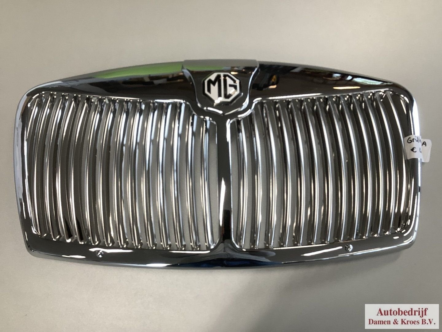 Grille MGA MK1 CHROME Original ARH52 ASSY, -, -, Nieuw, Ophalen of Verzenden