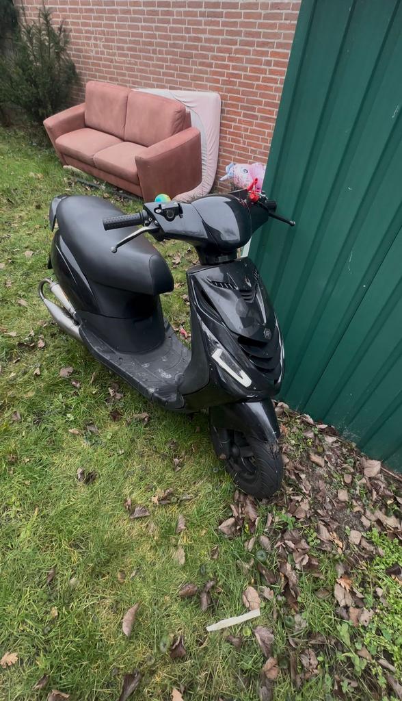 Zip 70cc malossi sport brom RAKET‼️, Fietsen en Brommers, Scooters | Piaggio, Ophalen, Zo goed als nieuw, Tweetakt, Zip