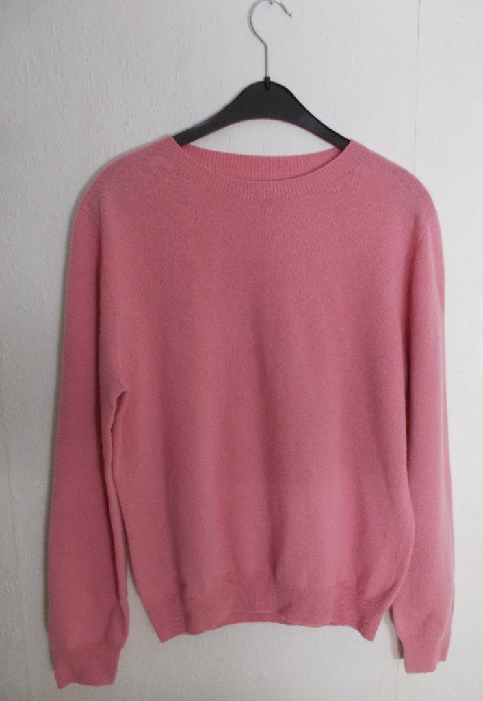 Roze zacht en soepele 100% wollen trui met ronde hals! L/XL, Kleding | Dames, Verzenden, Nieuw, Maat 42/44 (L), Roze