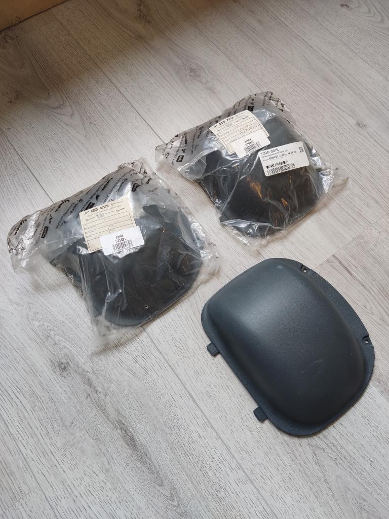 Helmbak deksel (carburateur) Piaggio Zip 2000 Oud Type NIEUW, Info@jynkx.com, Nieuw, Ophalen of Verzenden, Piazza 99