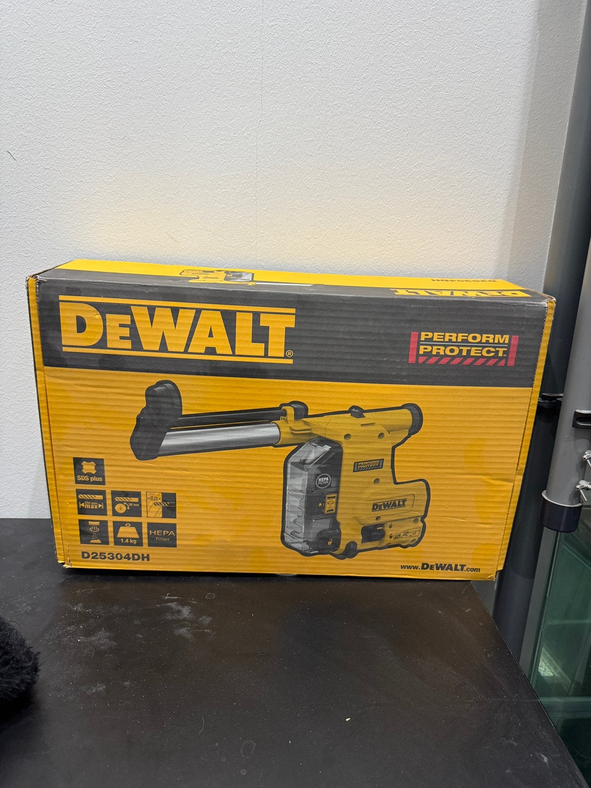 Dewalt stofzuiger d25304dh voor boorhamer nieuw, Ophalen, Zo goed als nieuw, Boor- en/of Breekhamer