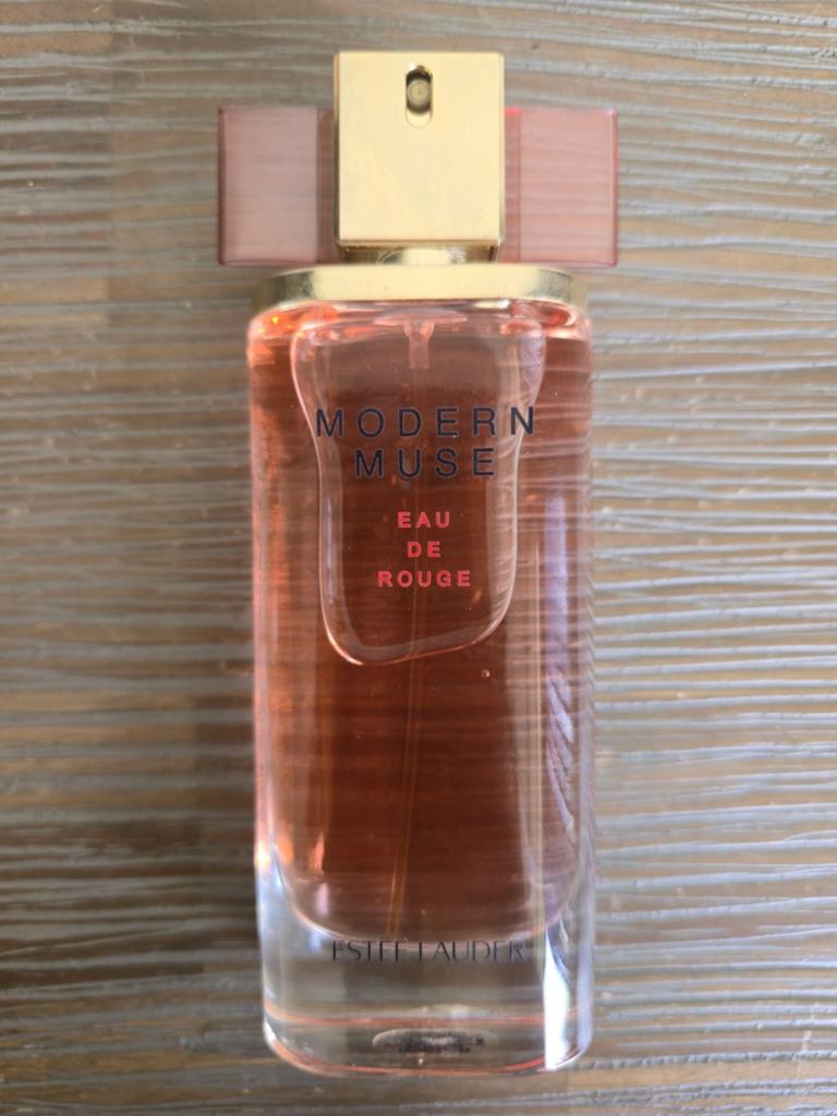 Estee Lauder Modern Muse Eau De Rouge. Discontinued 🌺, Ophalen of Verzenden, Nieuw