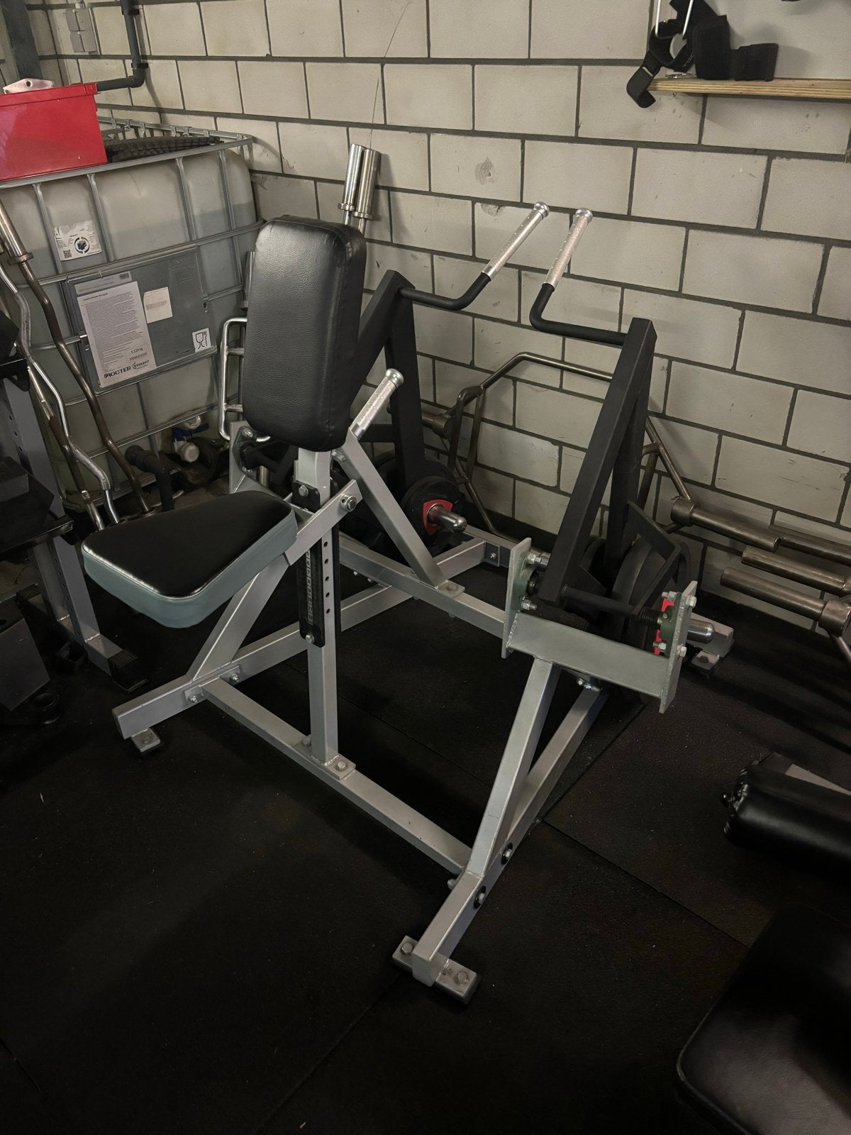 Seated plate loaded row machine, Gebruikt, Overige typen, Onbekend, Armen