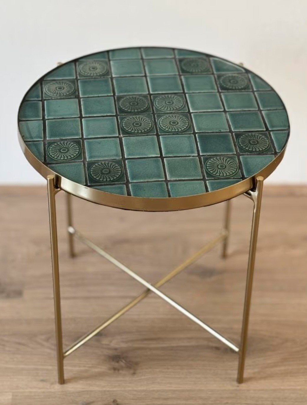 Groene bijzettafel/ plantentafel met keramieken tegels, Overige materialen, Minder dan 55 cm, Rond, Ophalen
