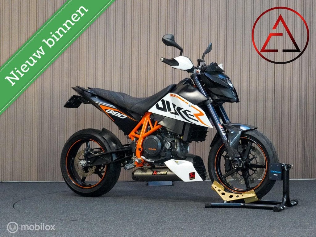 KTM 690 Duke R | Akrapovic uitlaat | 27.740 km, Motoren, KTM, Bedrijf, Christiaan Huygensweg 32D, Toermotor