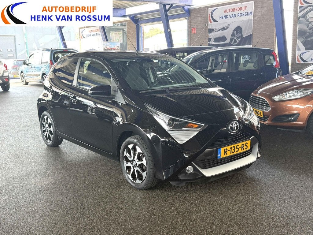 Toyota Aygo 1.0 VVT-i x-joy Climate-control | Carplay | Came, Auto's, Toyota, Voorwielaandrijving, Stof, Gebruikt, Euro 6