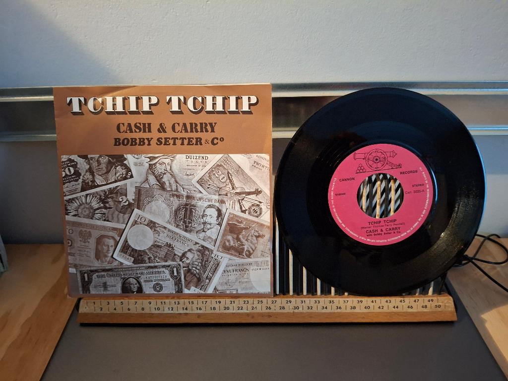 Tchip Tchip - Cash & Carry (939) 1 euro vaste prijs, 7 inch, Single, Pop, Fotohoes