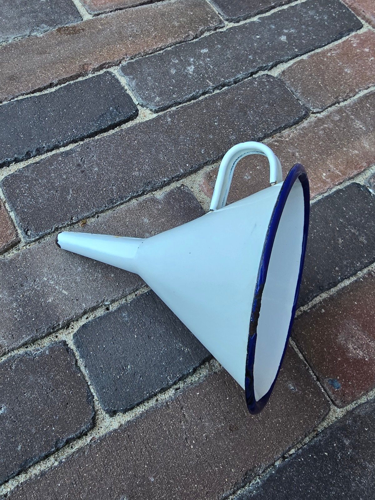 Prachtige antieke emaille witte trechter blauwe rand €9,50, Ophalen of Verzenden