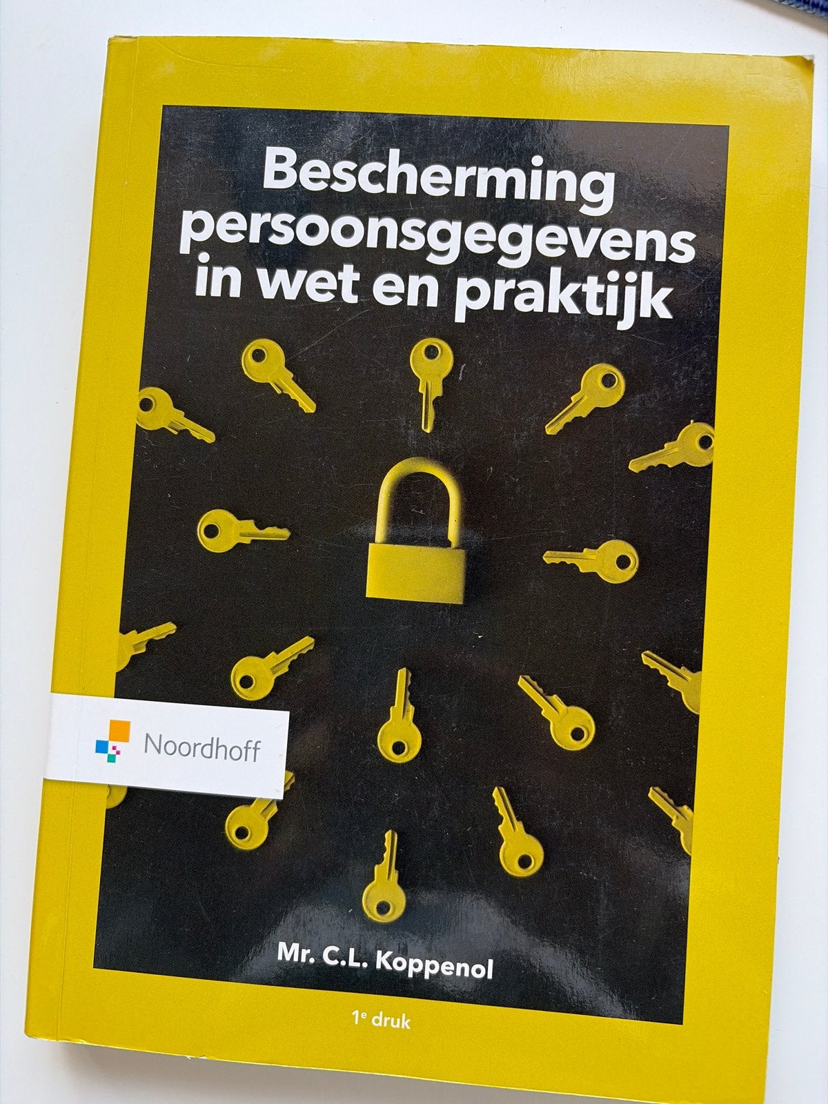 Bescherming persoonsgegevens in wet en praktijk, Boeken, Ophalen of Verzenden, Gamma, Gelezen, HBO