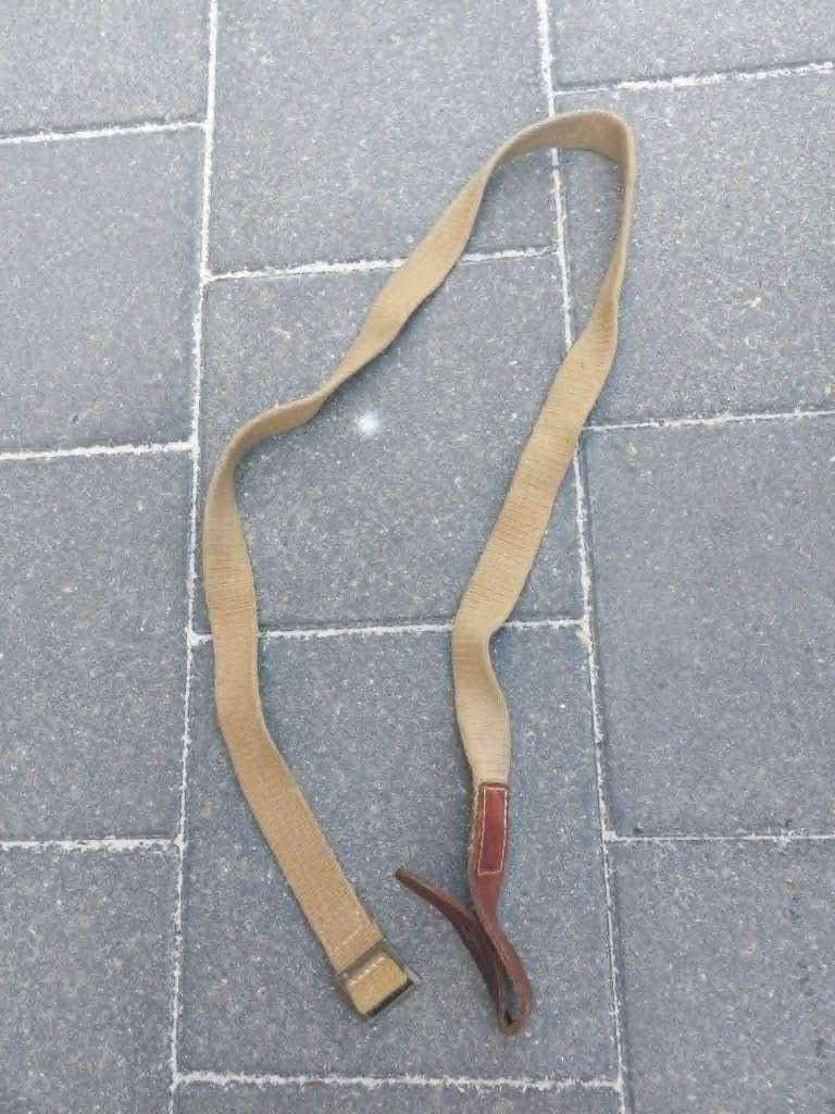 Tsjechische militaire VZ 52/57 geweer draagriem, Verzamelen, Ophalen of Verzenden, Landmacht, Overige gebieden, Overige typen
