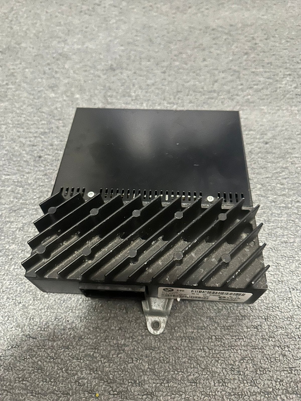 Bmw hifi versterker pl2 hifi amplifier origineel bmw, Ophalen of Verzenden