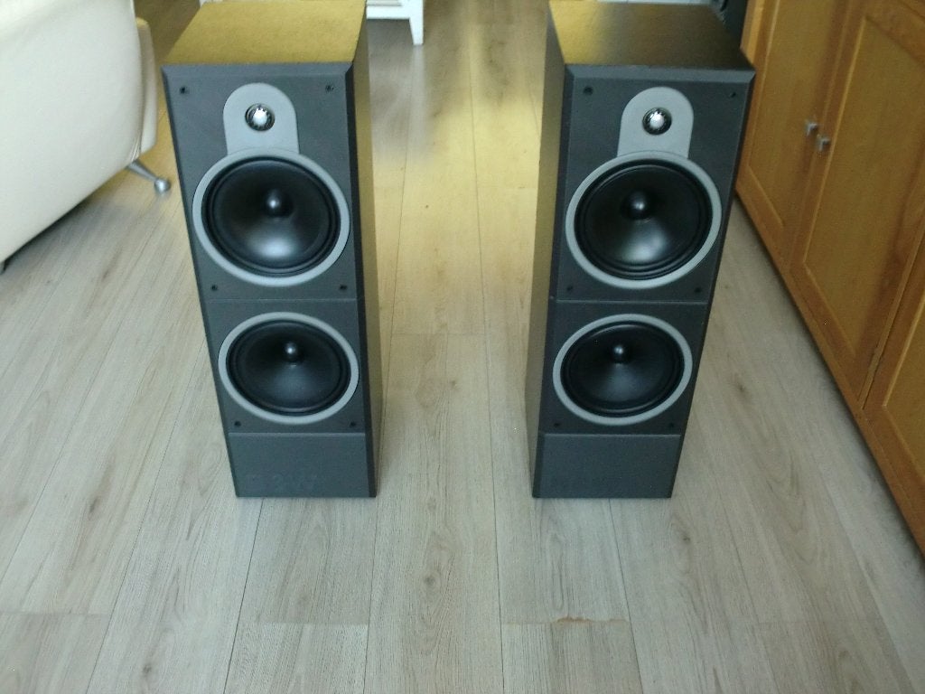 DM620 2-Way B&W te beluisteren DM 620 made Engeland., Ophalen, Stereo speakers, Zo goed als nieuw, 60 tot 120 watt