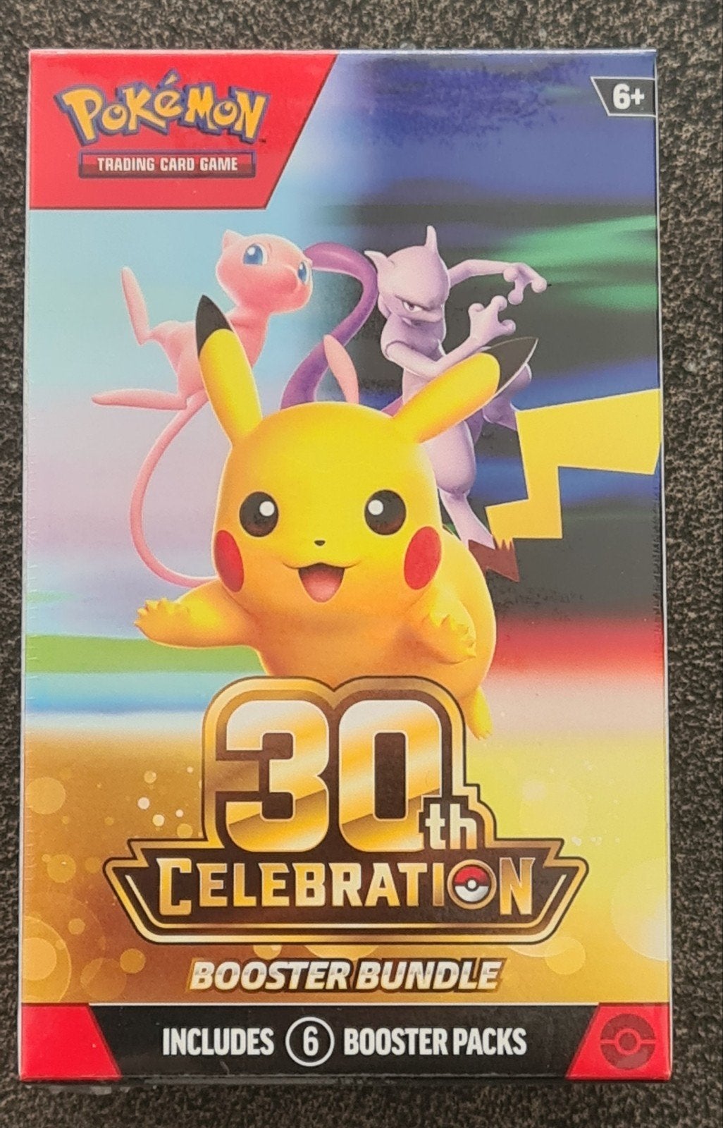 Pokémon TCG 30th Celebration Booster Bundle – Geseald, Ophalen of Verzenden, Nieuw, Boosterbox