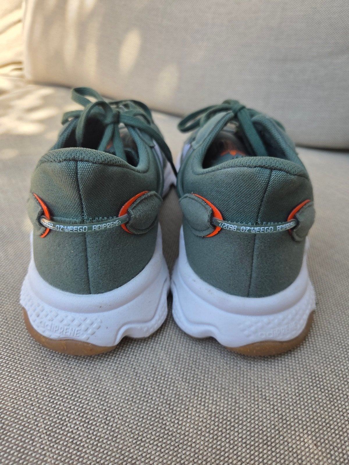 Adidas ozweego heren sneakers, Ophalen, Zo goed als nieuw, Schoenen