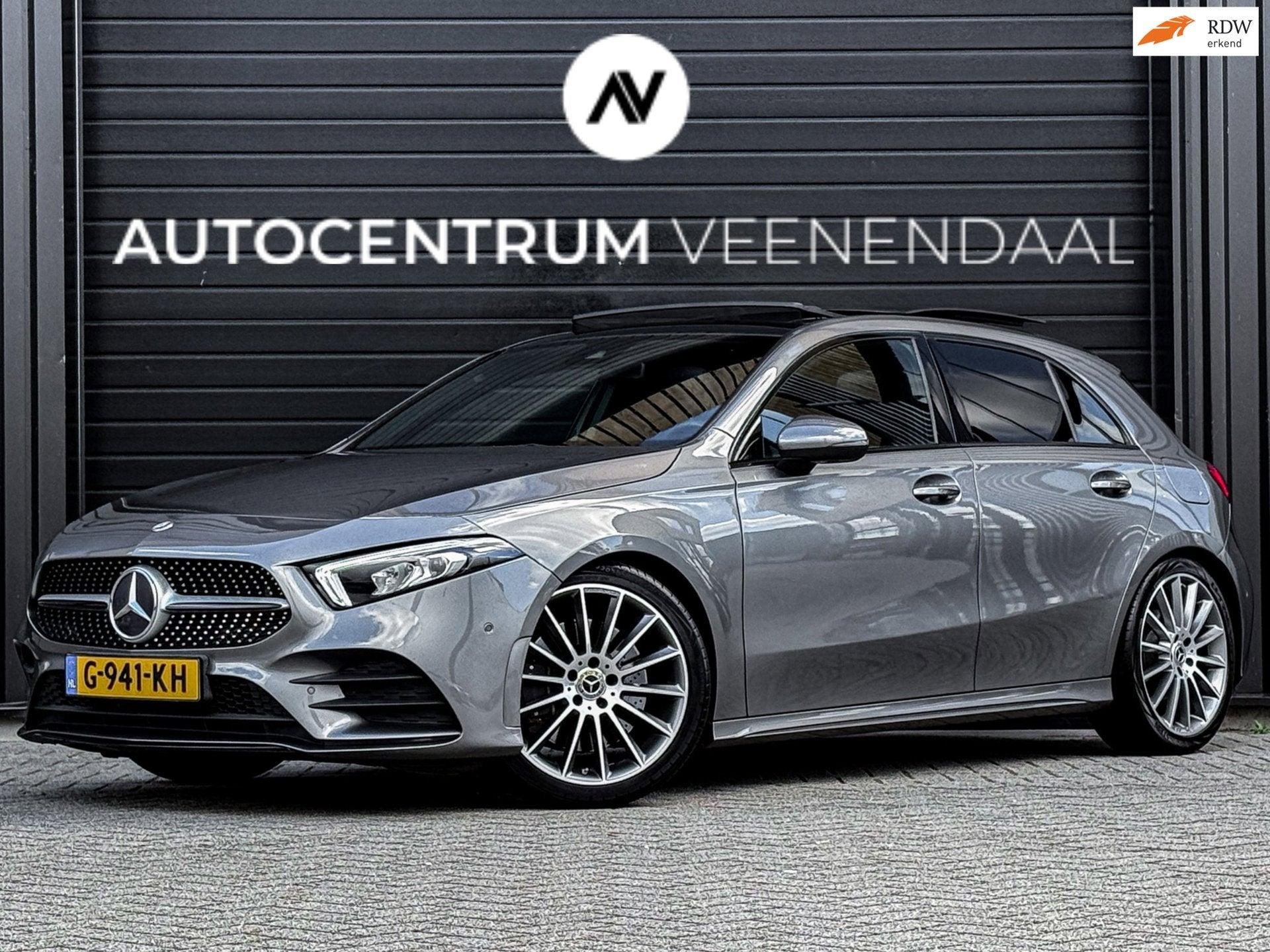 Mercedes-Benz A-klasse A250 3X AMG-LINE 224 PK PANO/NIGHT/WI, Auto's, Dealer onderhouden, 15 km/l, Gebruikt, 4 cilinders