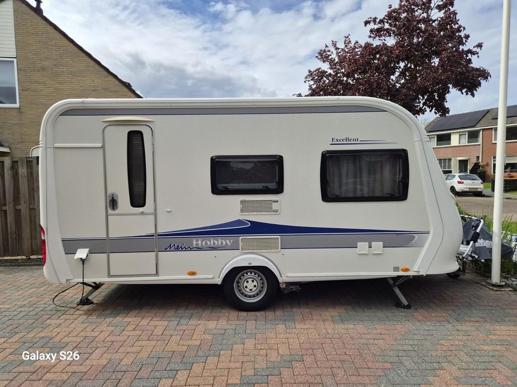 Hobby 440 SF Excellent 2010, Caravans en Kamperen, Caravans, Hobby, Treinzit, Particulier, 4 tot 5 meter